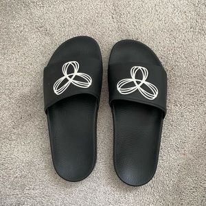 TNA SLIDES